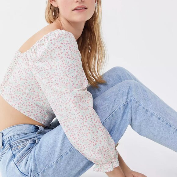 EUC Urban Outfitters Love Struck Floral Hook + Eye CropTop, White / Floral, L - Picture 4 of 14